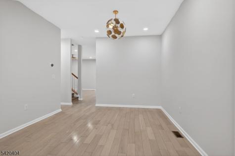 20 Andrews Way Piscataway NJ 08854