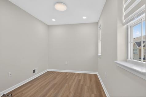 20 Andrews Way Piscataway NJ 08854