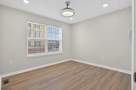 20 Andrews Way Piscataway NJ 08854