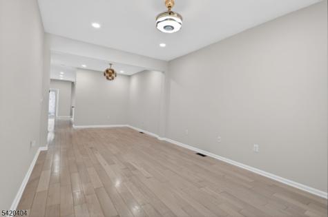 20 Andrews Way Piscataway NJ 08854