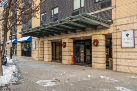 1 Carriage City Plaza Rahway NJ 07065