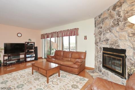 3 Brookside Heights Wanaque NJ 07465