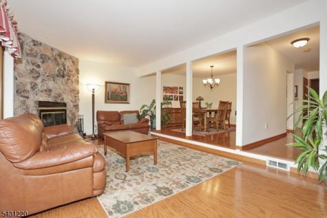 3 Brookside Heights Wanaque NJ 07465