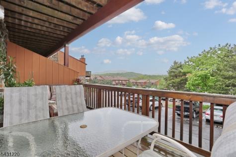 3 Brookside Heights Wanaque NJ 07465