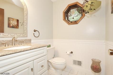 3 Brookside Heights Wanaque NJ 07465
