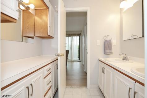 3 Brookside Heights Wanaque NJ 07465