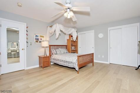 3 Brookside Heights Wanaque NJ 07465