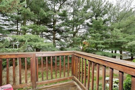 3 Brookside Heights Wanaque NJ 07465