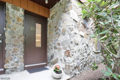 3 Brookside Heights Wanaque NJ 07465