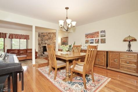 3 Brookside Heights Wanaque NJ 07465