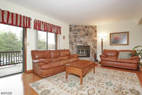3 Brookside Heights Wanaque NJ 07465
