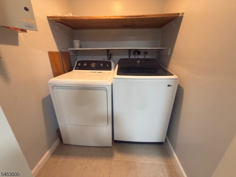 1027 Cricket Lane Woodbridge NJ 07095