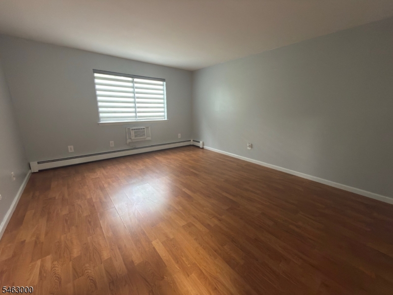 1027 Cricket Lane Woodbridge NJ 07095