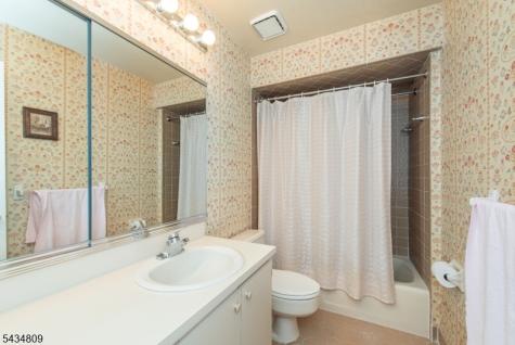 1 Birdseye Circle Wayne NJ 07470