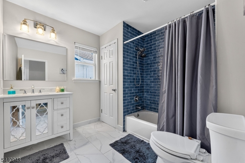 301 Saddle Court Raritan NJ 08822