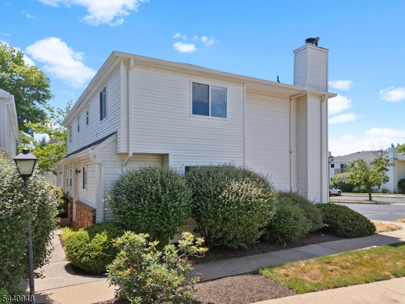 301 Saddle Court Raritan NJ 08822
