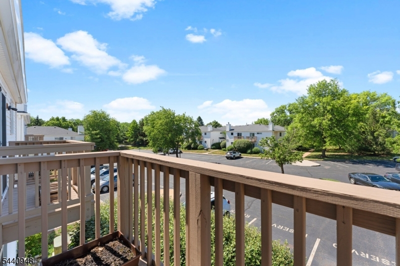 301 Saddle Court Raritan NJ 08822