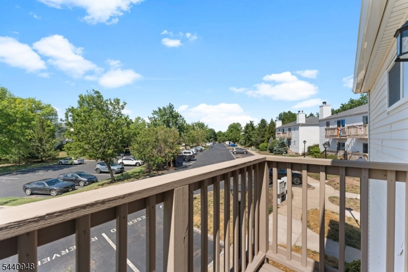 301 Saddle Court Raritan NJ 08822