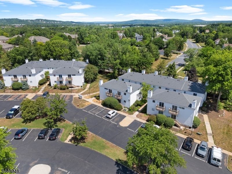 301 Saddle Court Raritan NJ 08822