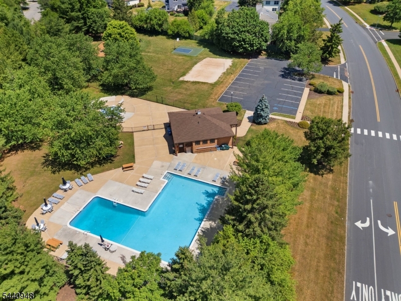 301 Saddle Court Raritan NJ 08822