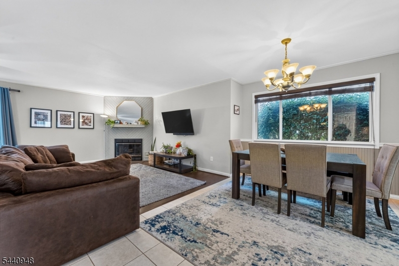 301 Saddle Court Raritan NJ 08822