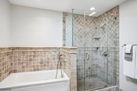 70 Clarken Drive West Orange NJ 07052