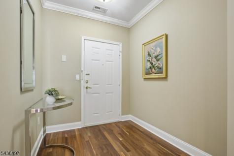 5211 Pointe Gate Drive Livingston NJ 07039