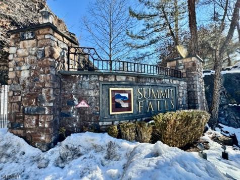 263 Ridge Drive Pompton Lakes NJ 07442