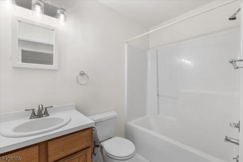 75 Crestview Lane Mount Arlington NJ 07856