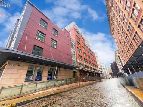 140 Bay Street 4j Jersey City NJ 07302
