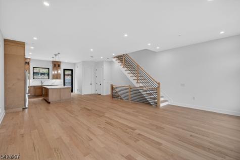 522 Valley Road Clifton NJ 07013