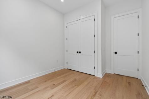 522 Valley Road Clifton NJ 07013