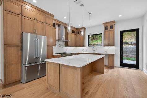 522 Valley Road Clifton NJ 07013