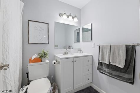 26 Driftwood Drive Franklin NJ 08873