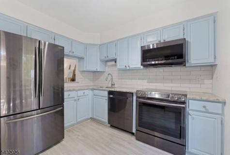 26 Driftwood Drive Franklin NJ 08873