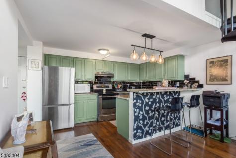366 Trenton Avenue Paterson NJ 07503