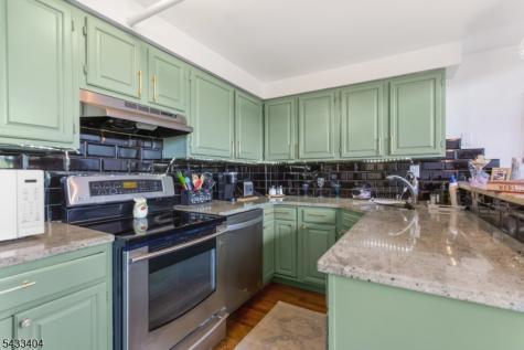 366 Trenton Avenue Paterson NJ 07503