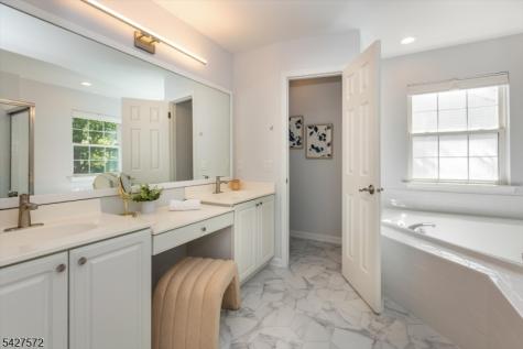 50 Glen Rock Road Cedar Grove NJ 07009