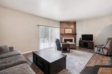 76 Hickory Way Mount Arlington NJ 07856