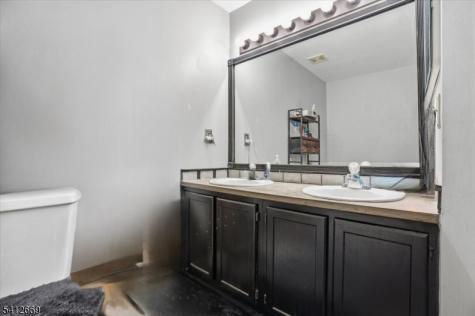 76 Hickory Way Mount Arlington NJ 07856