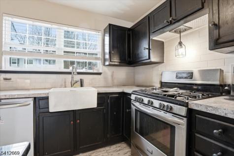 76 Hickory Way Mount Arlington NJ 07856