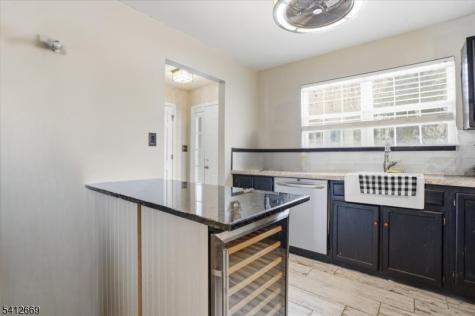 76 Hickory Way Mount Arlington NJ 07856
