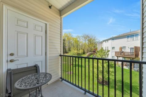 29 Azalea Drive Old Bridge NJ 08857