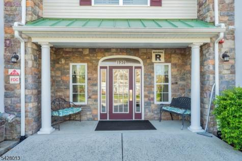 29 Azalea Drive Old Bridge NJ 08857