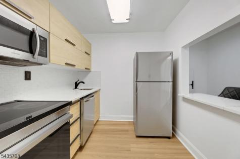 111 Mulberry Street Newark NJ 07102