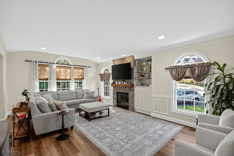 2 Ardsley Court Denville NJ 07834