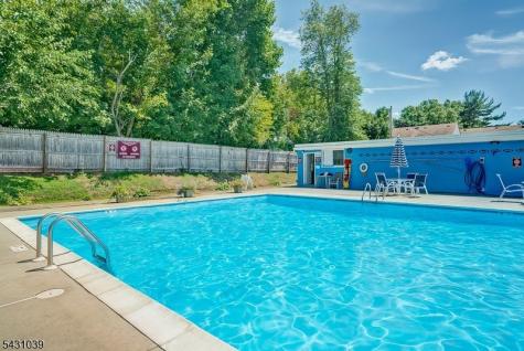 53 Sandra Circle Westfield NJ 07090