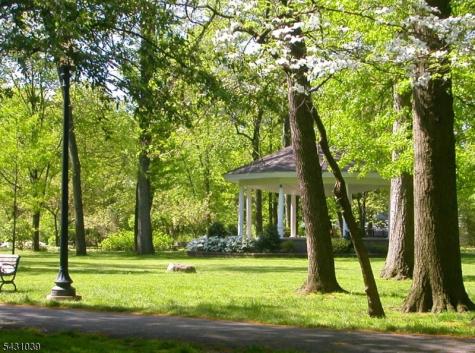 53 Sandra Circle Westfield NJ 07090