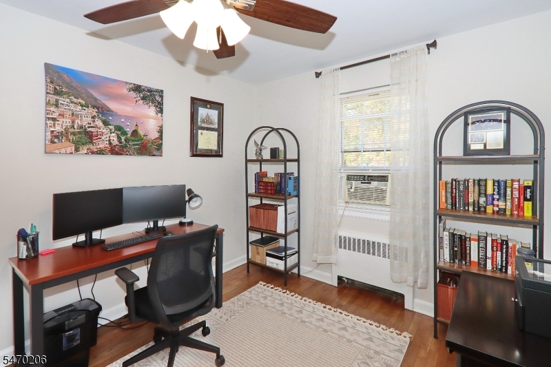 20 Parkway Village Cranford NJ 07016