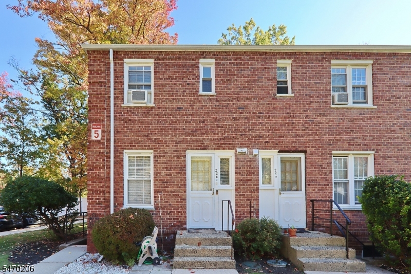 20 Parkway Village Cranford NJ 07016